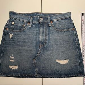 Levis Denim Distressed Mini Jeans Skirt size 27